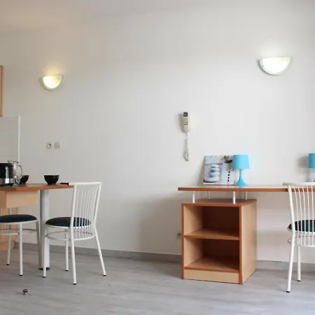 Studio La Rochelle, 1 Piece, 2 Personnes - Fr-1-246-250 La Rochelle (Charente-Maritime)